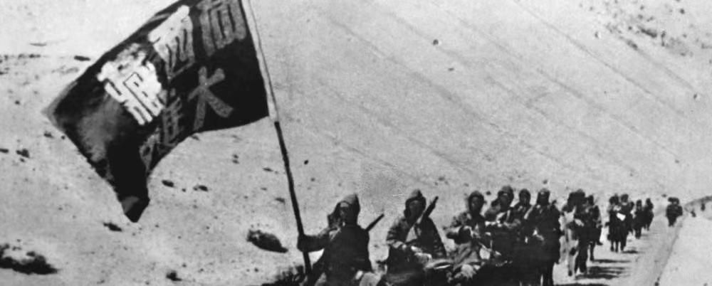 1950年初，中共中央和中央軍委指示西南局擔負進軍西藏的任務(wù)。重慶制藥廠(西南藥業(yè)的前身)接受西南軍區(qū)后勤部軍藥處為解放西藏所需3000萬粒行軍丹的計劃。全廠職工夜以繼日，按時完成任務(wù)，受到西南軍區(qū)嘉獎。.jpg