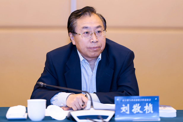 2024年3月2日，以“新興產(chǎn)業(yè)補(bǔ)短板 拓展賽道共煥新”為主題的遼寧省與央企深化合作懇談會在京召開。遼寧省委書記、省人大常委會主任郝鵬主持會議并講話。遼寧省委副書記、省長李樂成出席會議并講話。國藥集團(tuán)黨委書記、董事長劉敬楨應(yīng)邀參會并發(fā)言。2.jpg