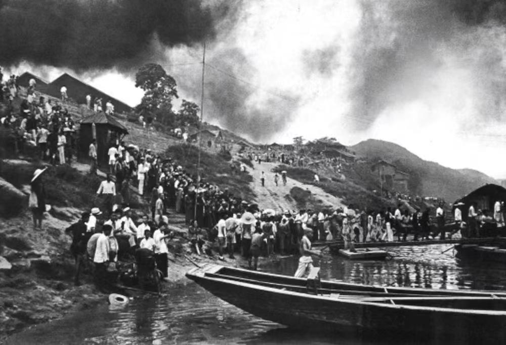 1937年，中央制藥廠 (西南藥業(yè)前身)為抗日戰(zhàn)爭(zhēng)中數(shù)百個(gè)師級(jí)以上單位提供了大量麻醉藥品