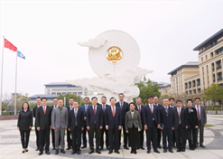 2024年2月26日，國藥集團與澳門大學簽署戰(zhàn)略合作協(xié)議并就進一步深化合作進行會談。